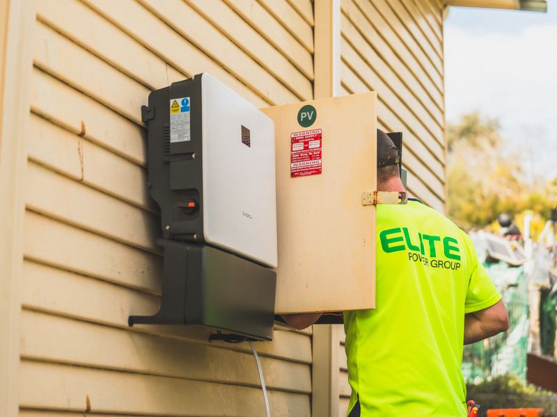 APS Hybrid Inverter 10kW